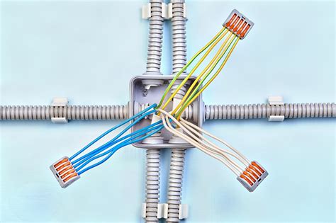 4 circuit 10 gague junction box|running 10 3 wire to junction box.